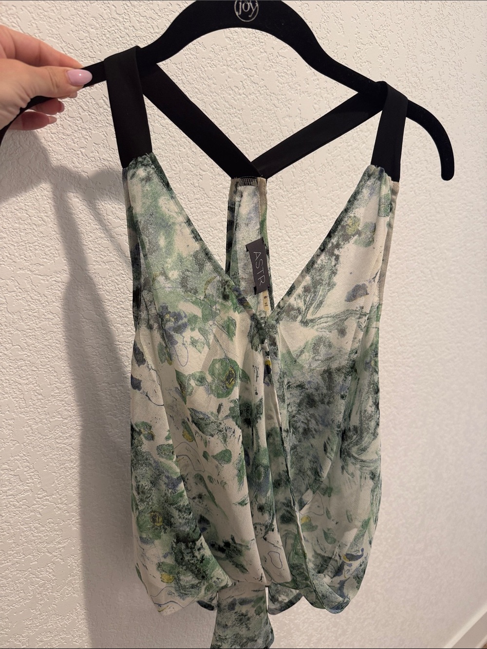 ASTR the Label Green Floral V-Neck Cami